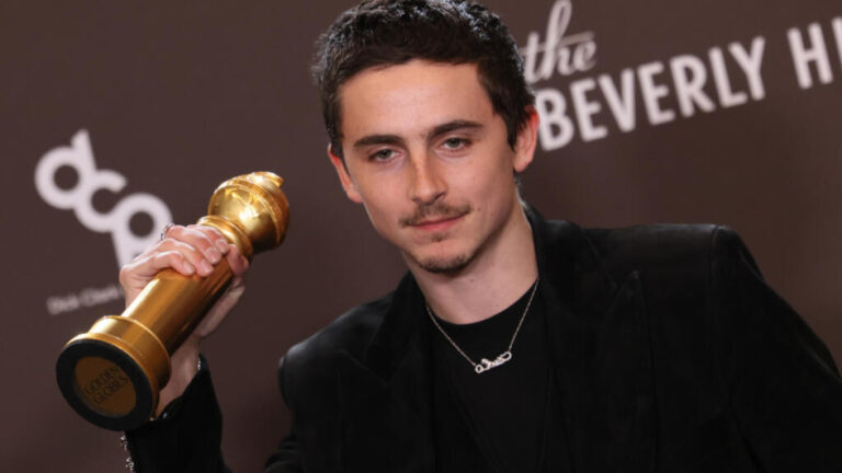 Timothée Chalamet claims the Golden Globes award, surpassing Leonardo DiCaprio in this prestigious competition Timothée Chalamet claims the Golden Globes award, surpassing Leonardo DiCaprio in this prestigious competition | Urgent Story