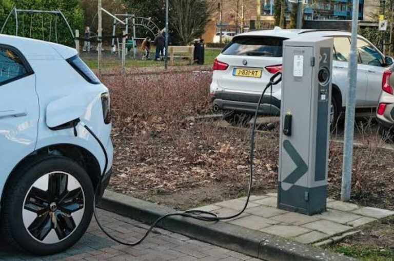 Electric vehicle batteries may provide a solution for strengthening the fuel security of the United Kingdom Electric vehicle batteries may provide a solution for strengthening the fuel security of the United Kingdom | Urgent Story